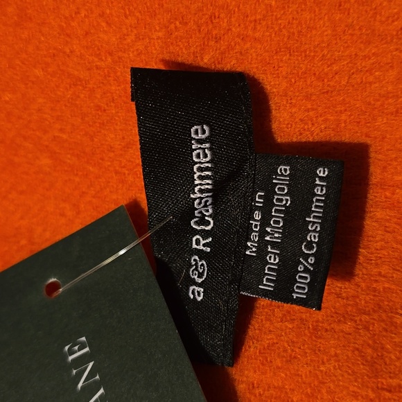 ONE KINGS LANE Solid Cashmere Throw, Orange, Retail Price $295.00US - Picture 4 of 10